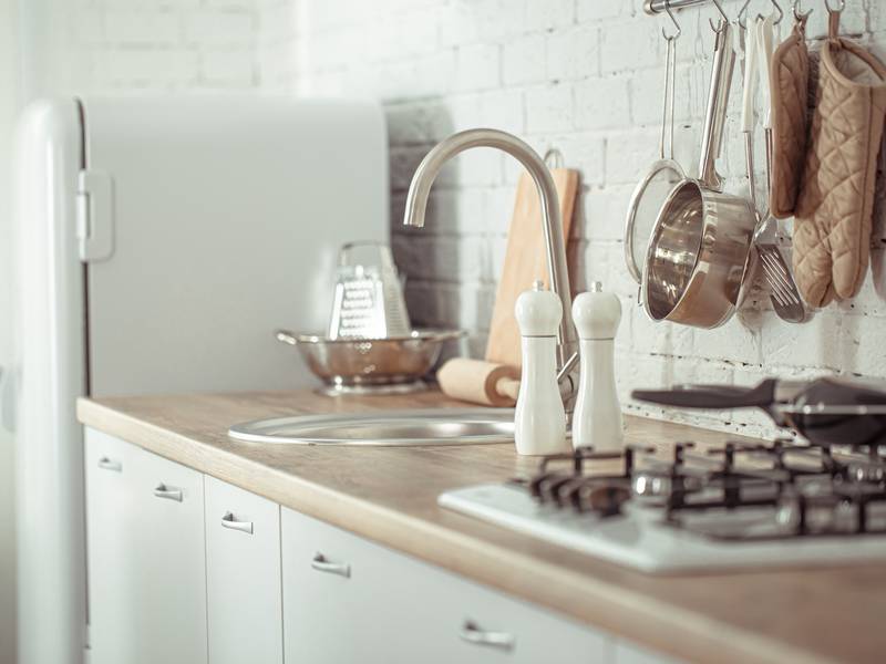 How Should I Plan for a Small Kitchen Remodeling Project?
